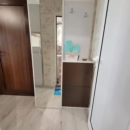 Centrally-located Near The Sea Garden Апартаменты *